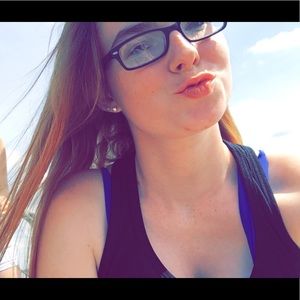 Meet your Posher, Lori